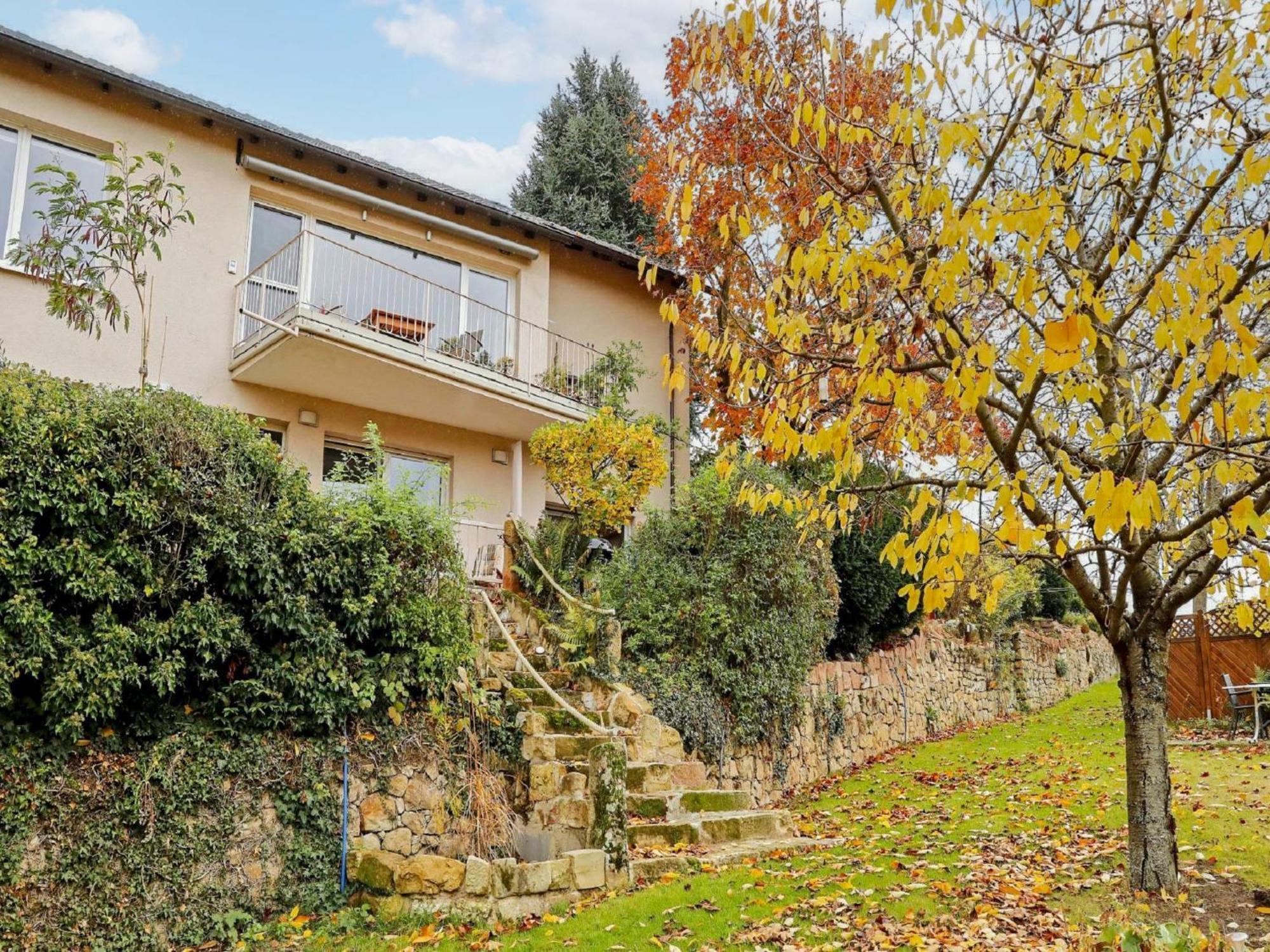 Apartment Am Weinberg Bad Dürkheim Exterior foto